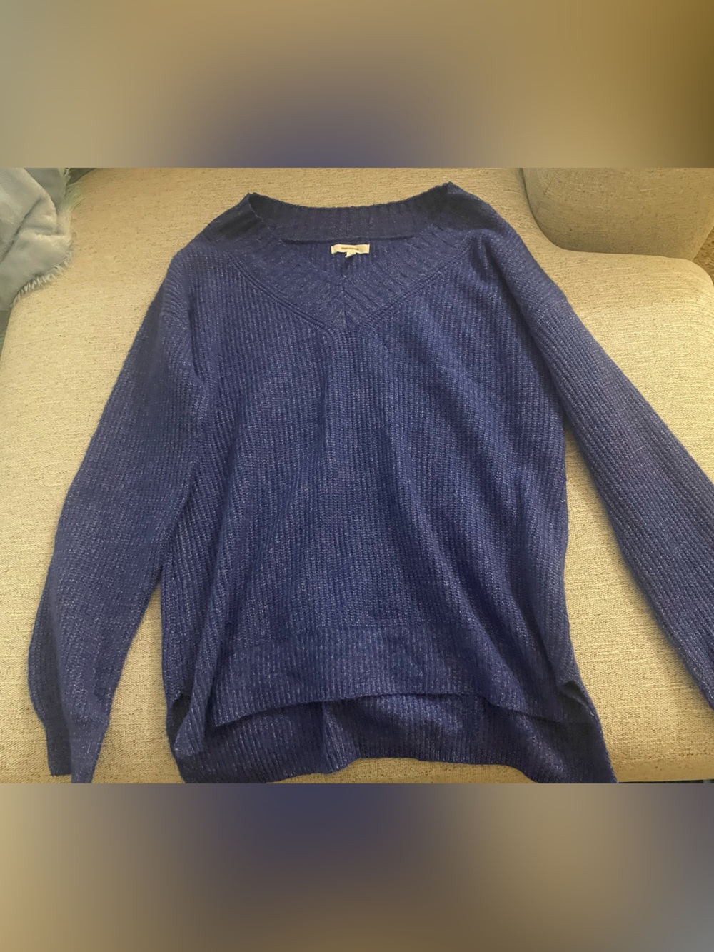 Maurices Men's Navy Blue V-Neck Sweater never worn washed once no tags